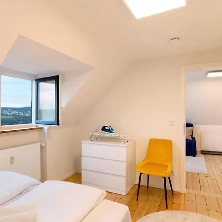 Charmante Dachgeschosswohnung Appartamento *